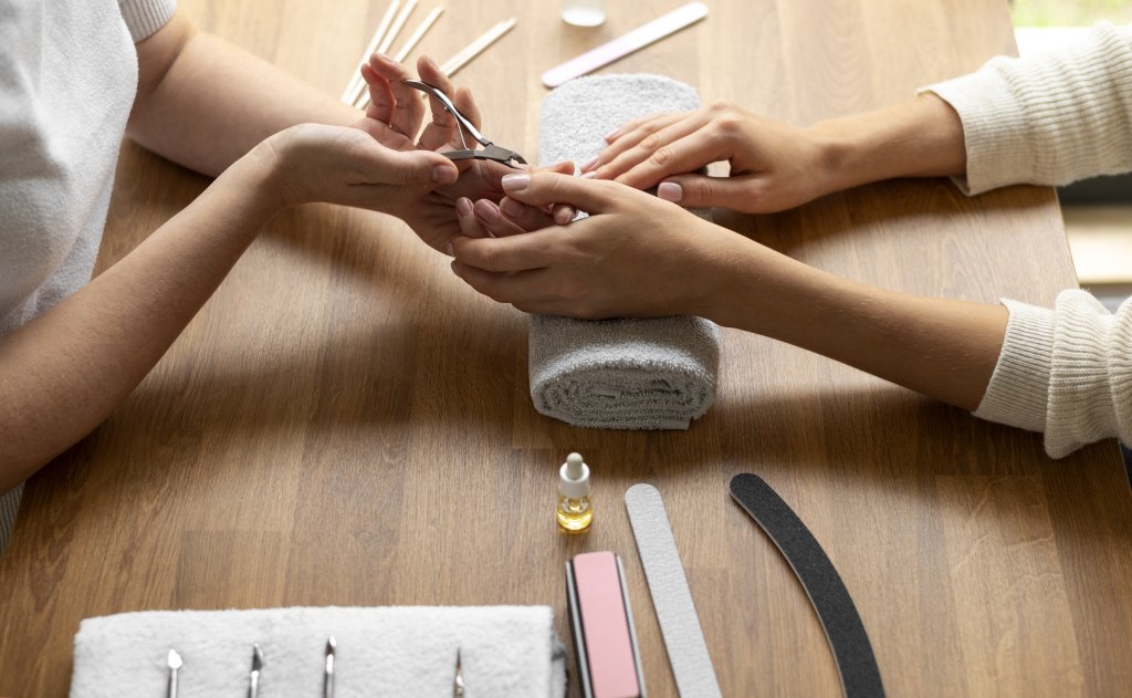 manicure near me